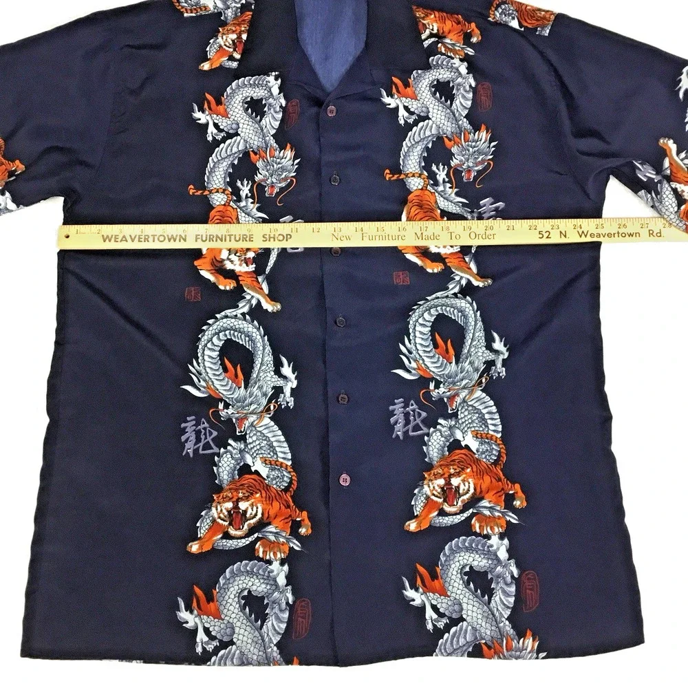 Canopy Mens XL Navy Blue Dragon Tiger Graphic Button Up Short Sleeve Camp Shirt‎